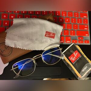 #Raybans #GoldFrames #TintedLens #GreatCondition #WithCase